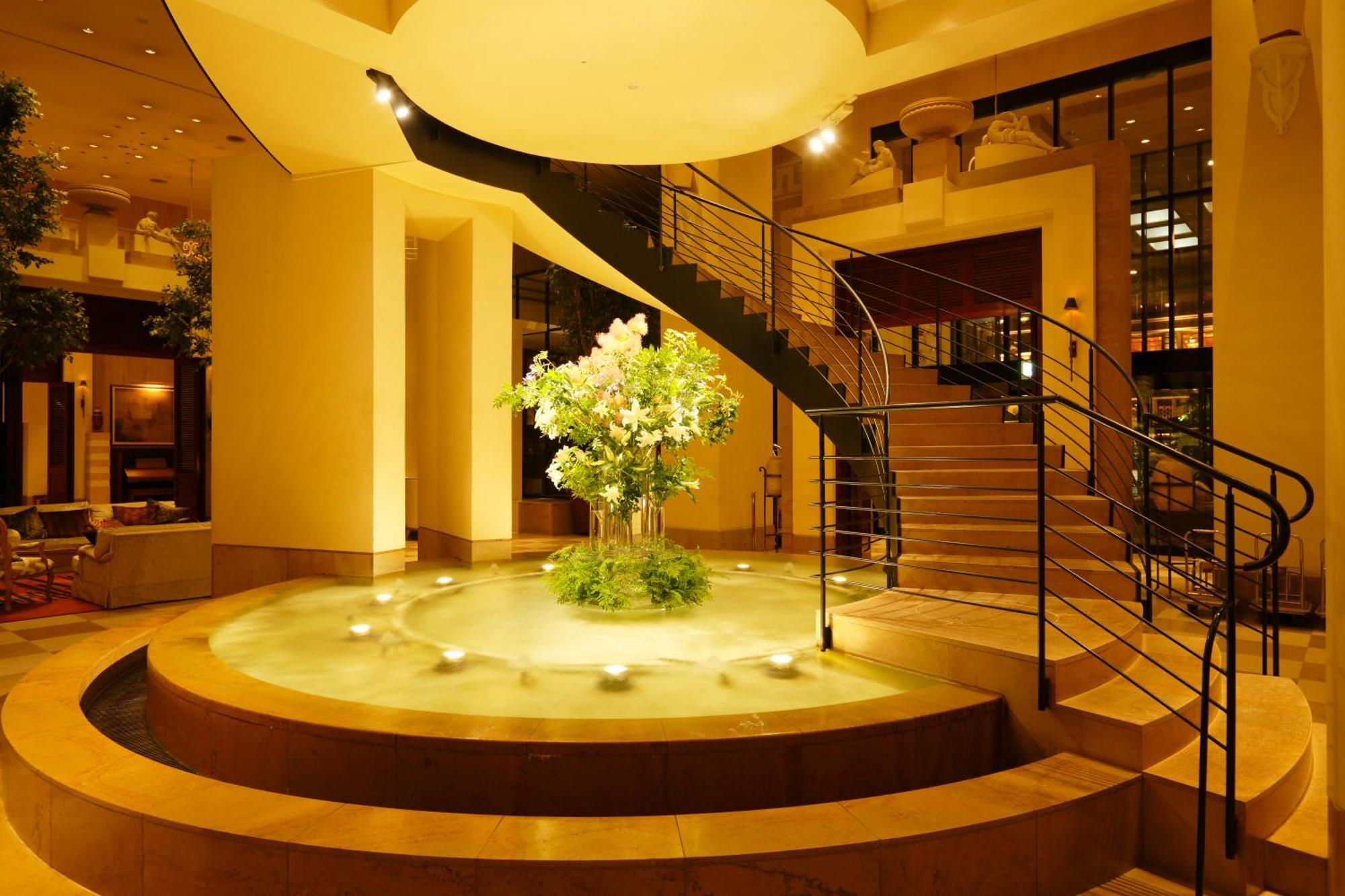 Hotel Nikko Kanazawa Bagian luar foto The lobby of the hotel