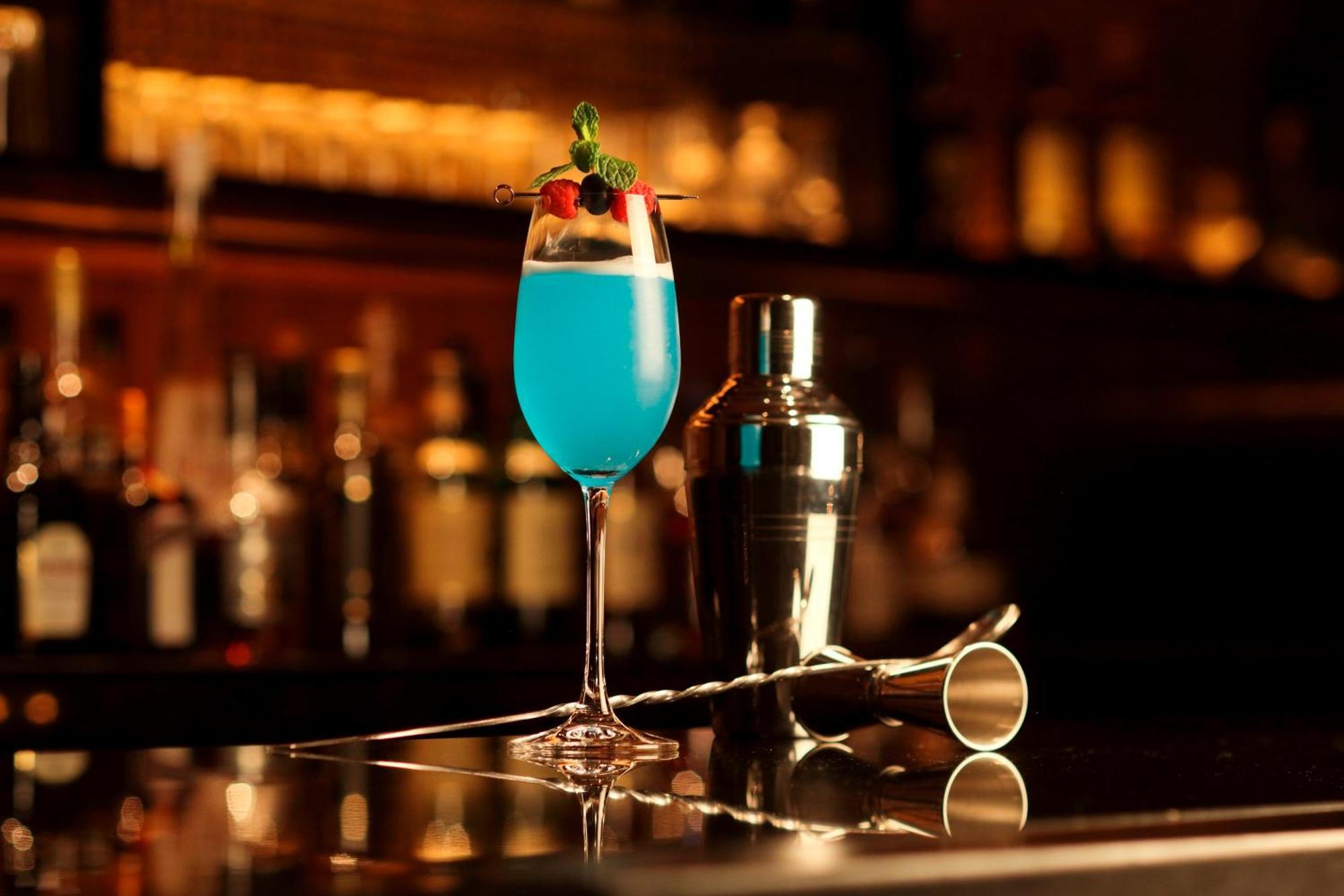 Hotel Nikko Kanazawa Bagian luar foto Blue Hawaii
