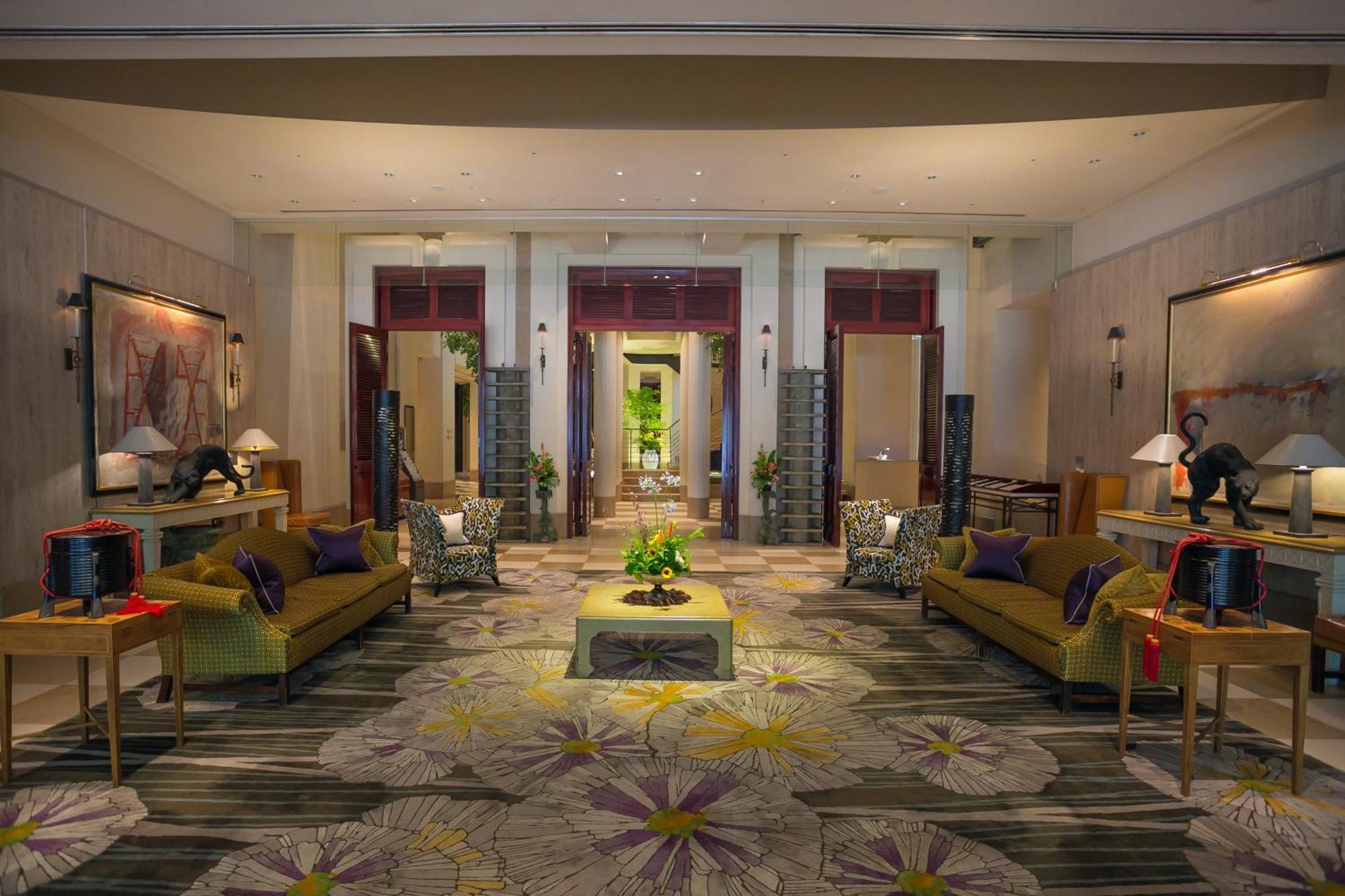 Hotel Nikko Kanazawa Bagian luar foto The lobby of the hotel