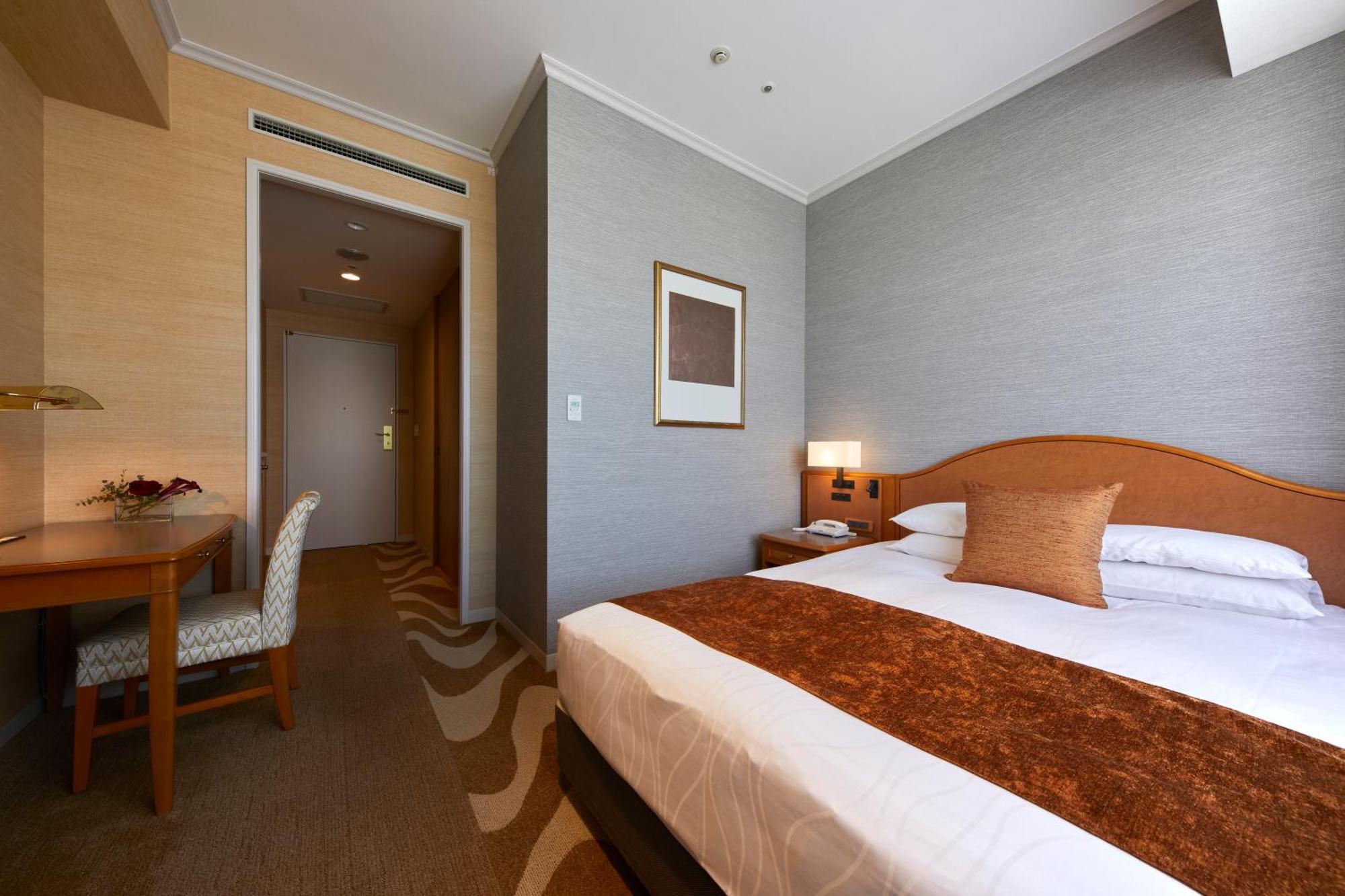 Hotel Nikko Kanazawa Bagian luar foto A room at the hotel